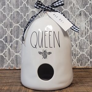 🆕 Rae Dunn Queen Bee Birdhouse Hive 🐝